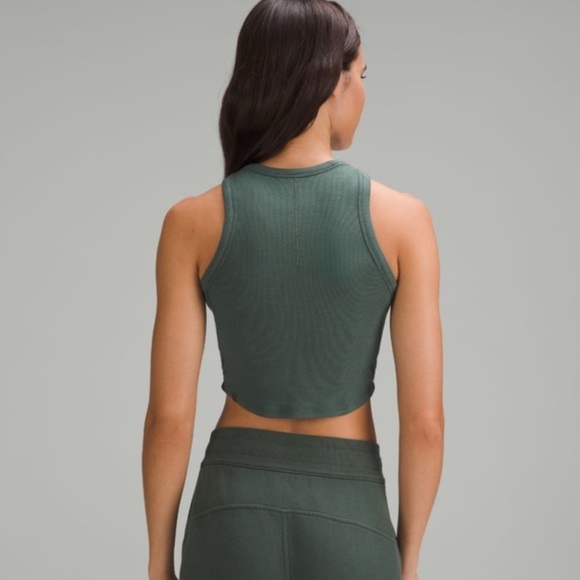 Lululemon Cropped Green Ribbed Crop Tank Top Forest Green Size 6 - Picture 2 of 3
